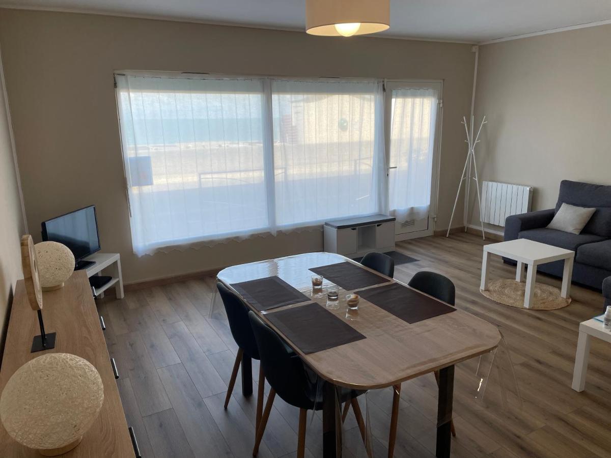 Au Point De Vue : Appartement Face A La Mer. Veulettes-sur-Mer Luaran gambar